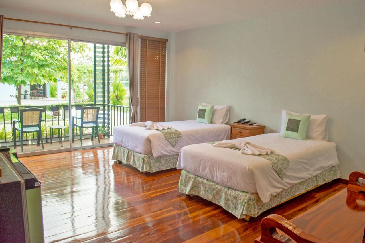 Menam Resort ナコーンパトム エクステリア 写真