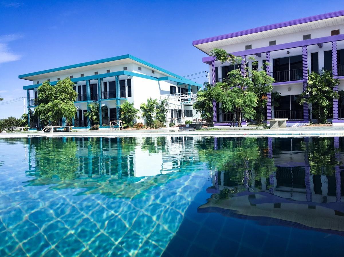 Menam Resort ナコーンパトム エクステリア 写真